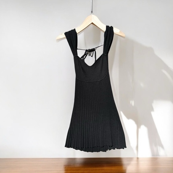 🌻NEW w.tags FREE PEOPLE Black Cherie Mini Dress Size Medium - Picture 4 of 13